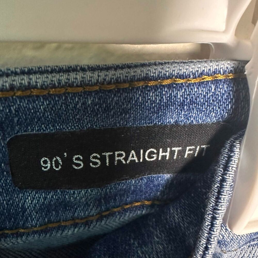 Judy Blue 90's Straight Fit Distressed High Rise Stretchy Jeans Size 15/32 - Picture 3 of 6